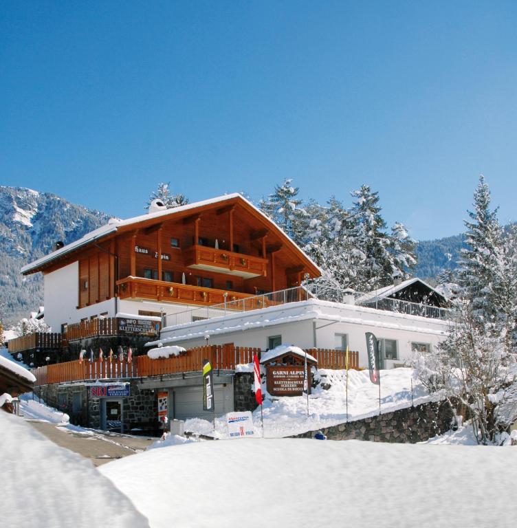Garni Alpin Hotel Siusi Ngoại thất bức ảnh